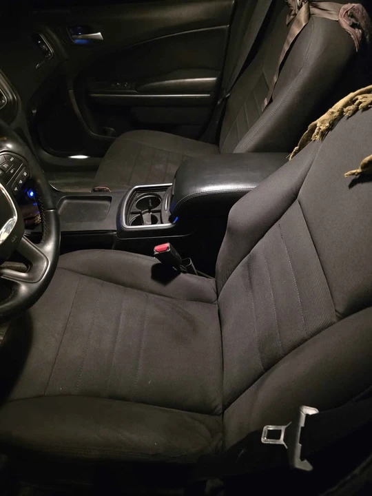 2015 Dodge Charger 7th Gen - Image 10 of 12