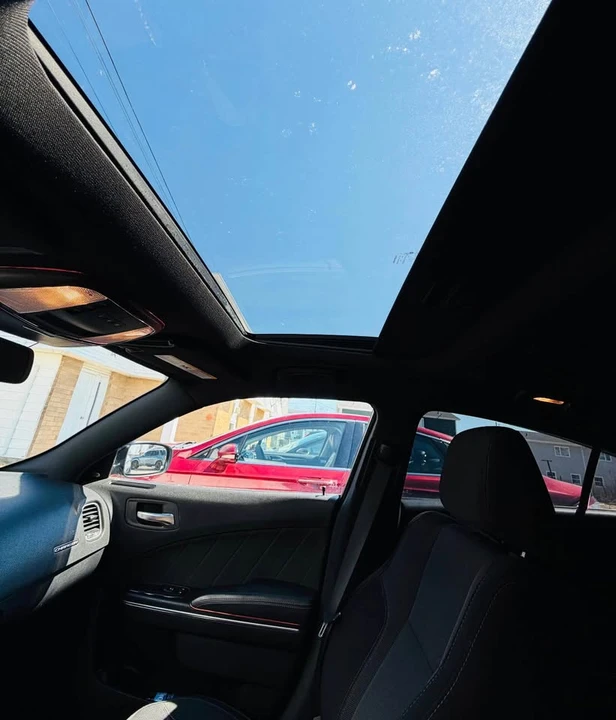 2015 Dodge Charger 7th Gen - Image 3 of 13