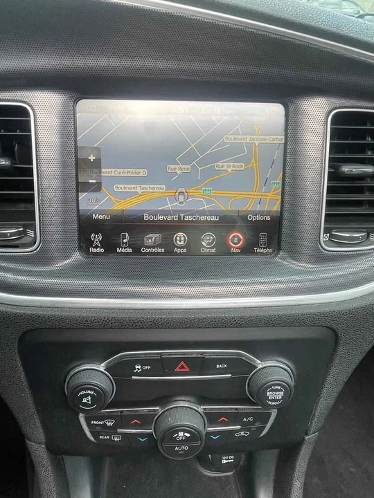 2015 Dodge Charger 7th Gen - Image 10 of 12