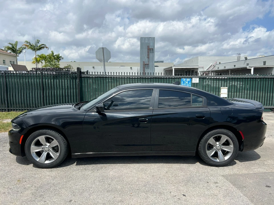 2015 Dodge Charger 7th Gen - Image 5 of 20