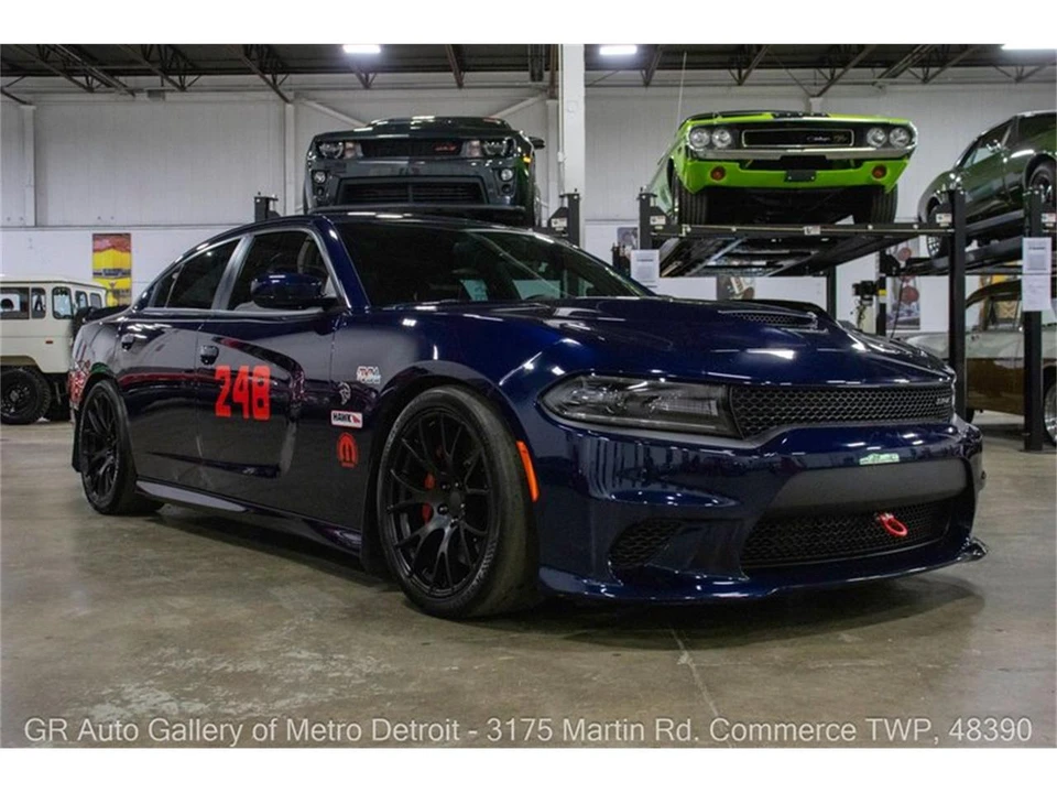 2015 Dodge Charger 7th Gen - Image 10 of 31