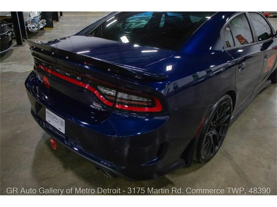 2015 Dodge Charger 7th Gen - Image 15 of 31