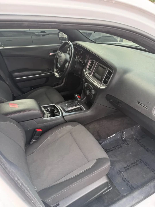 2015 Dodge Charger 7th Gen - Image 12 of 13