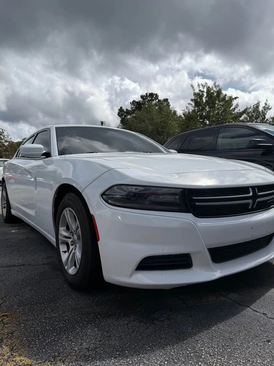 2015 Dodge Charger 7th Gen - Image 2 of 13