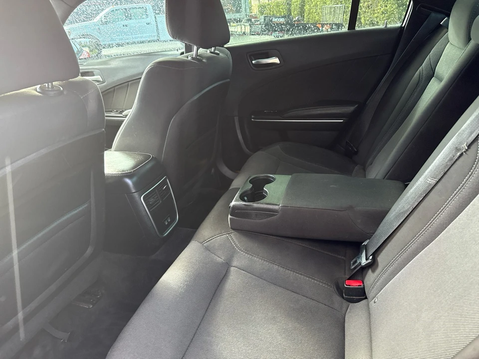 2015 Dodge Charger 6th Gen - Image 14 of 21