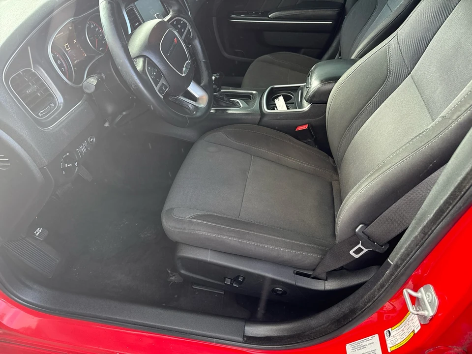 2015 Dodge Charger 7th Gen - Image 16 of 21