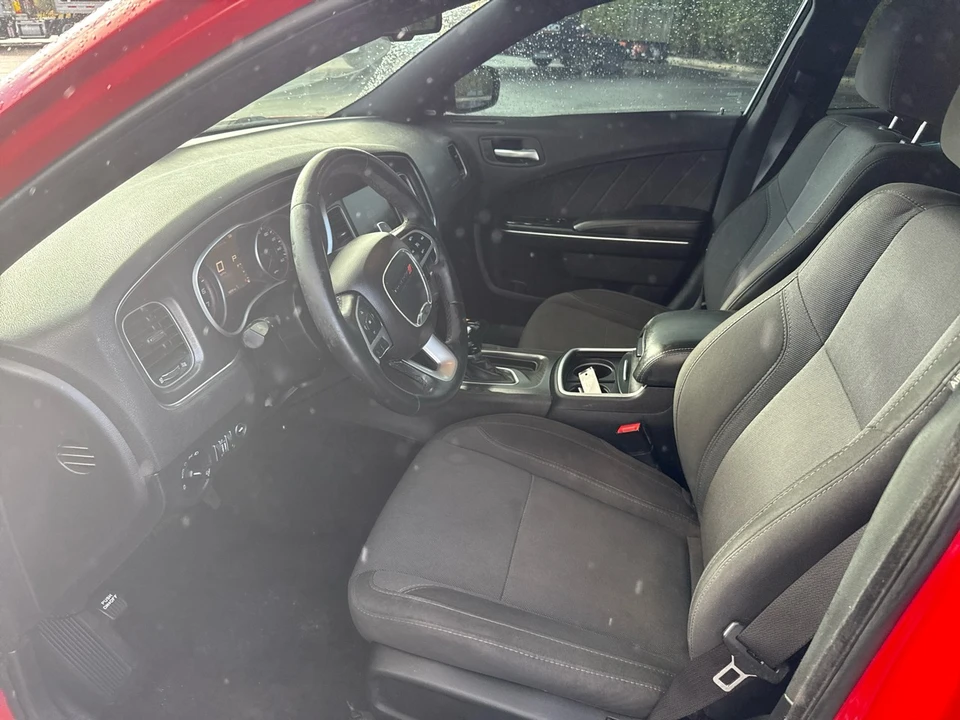 2015 Dodge Charger 7th Gen - Image 15 of 21