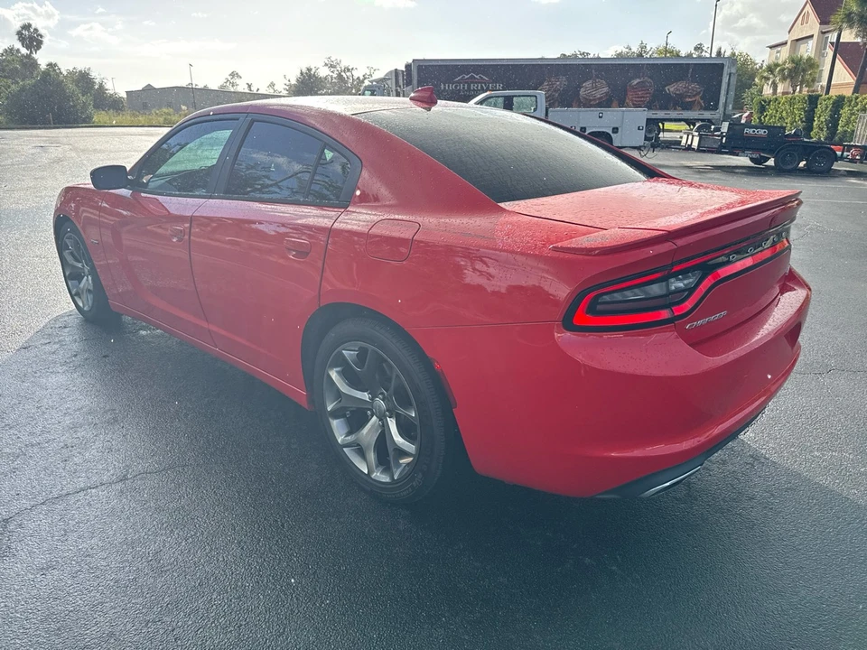 2015 Dodge Charger 7th Gen - Image 5 of 21