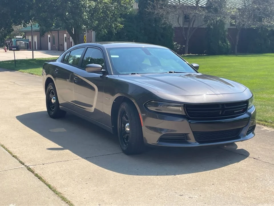 2015 Dodge Charger 7th Gen - Image 2 of 13