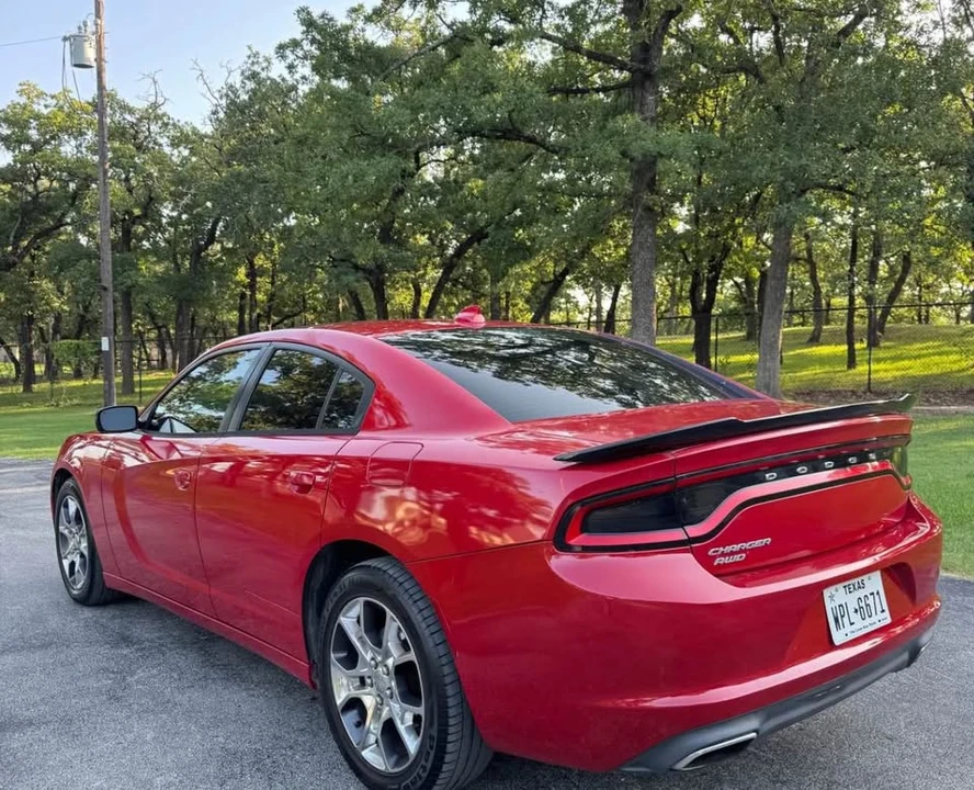2015 Dodge Charger SRT Hellcat 7th Gen - Image 2 of 3