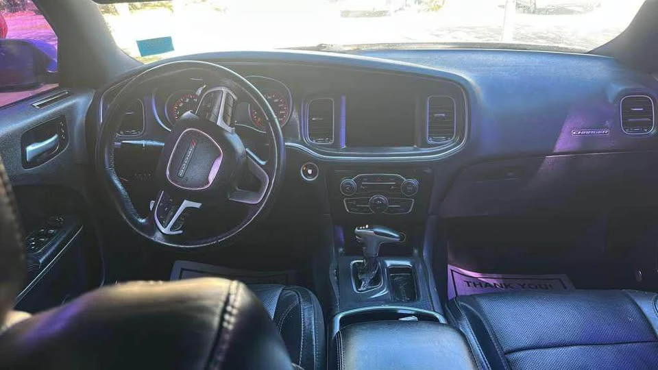 2015 Dodge Charger 7th Gen - Image 14 of 15