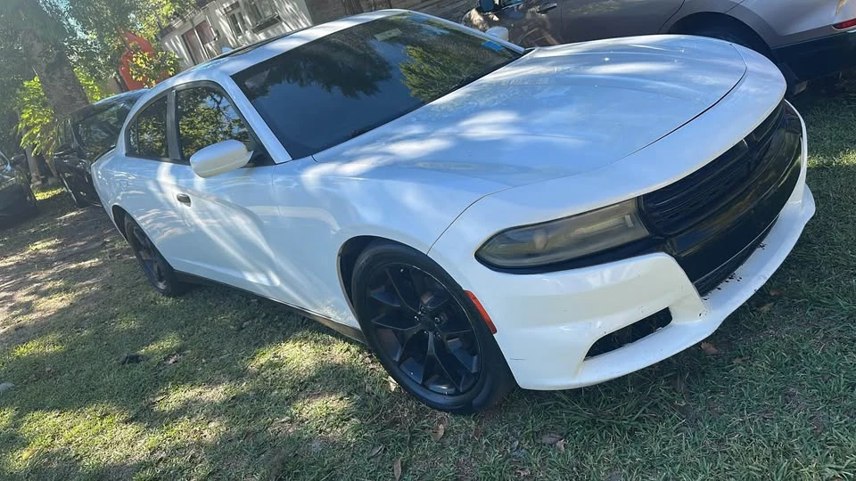 2015 Dodge Charger 7th Gen - Image 12 of 15