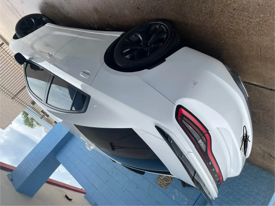 2015 Dodge Charger 7th Gen - Image 6 of 9