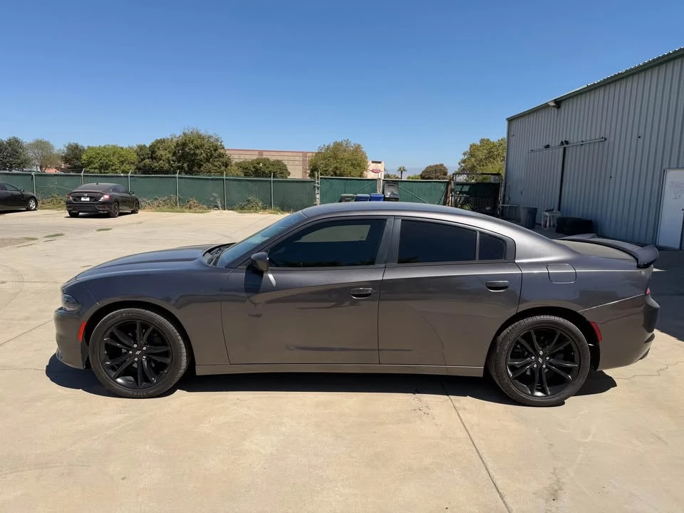 2015 Dodge Charger 7th Gen - Image 2 of 9