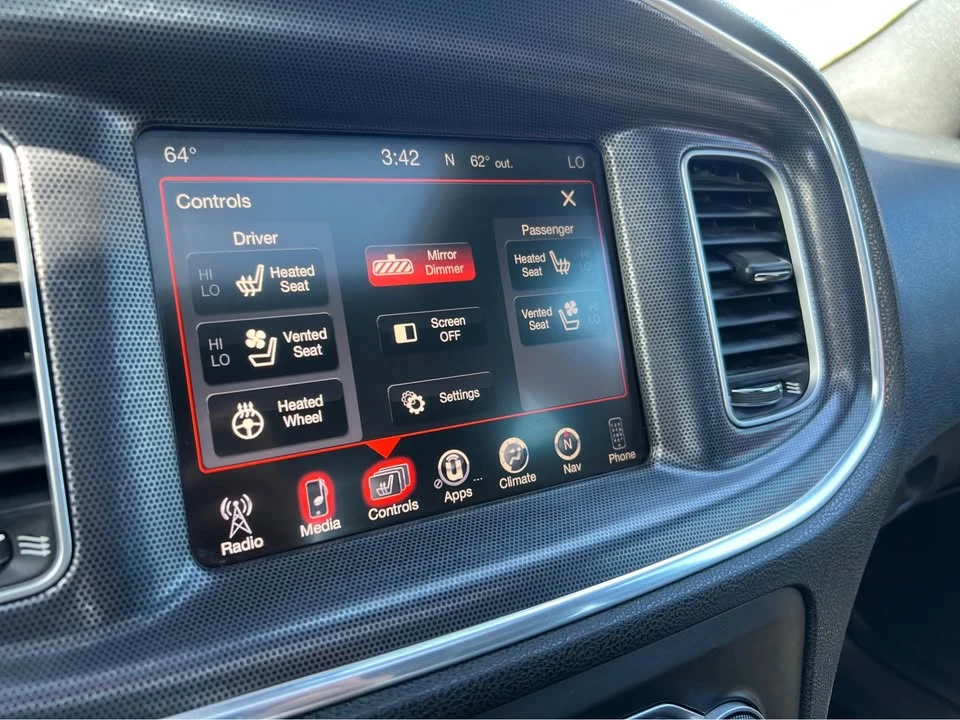 2015 Dodge Charger 7th Gen - Image 16 of 17