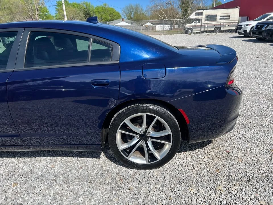 2015 Dodge Charger 7th Gen - Image 5 of 17
