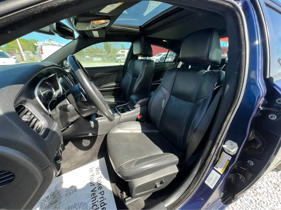 2015 Dodge Charger 7th Gen - Image 10 of 17