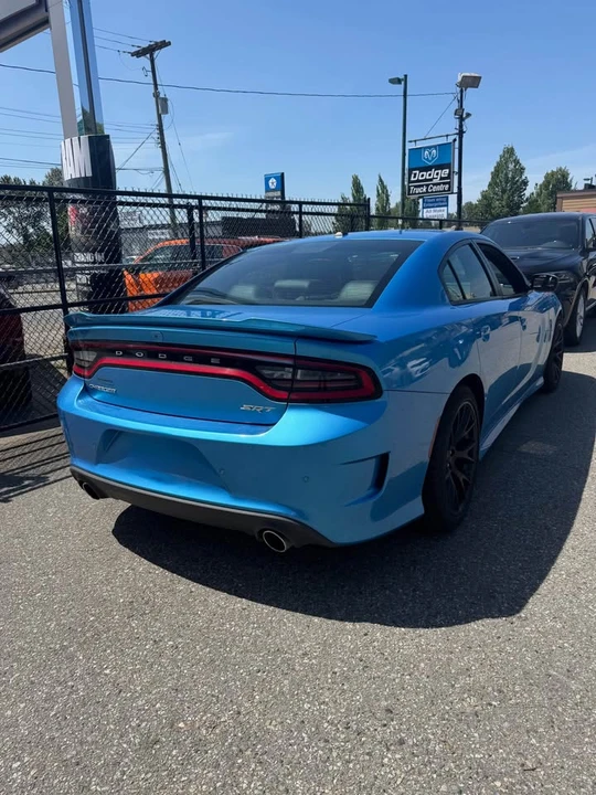 2015 Dodge Charger SRT Hellcat 7th Gen - Image 3 of 8