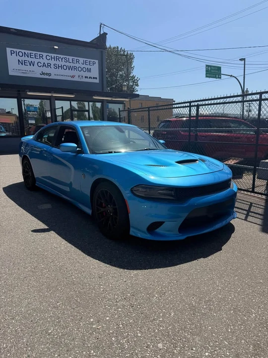 2015 Dodge Charger SRT Hellcat 7th Gen - Image 2 of 8