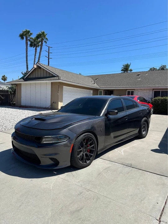 2015 Dodge Charger SRT Hellcat 7th Gen - Image 3 of 3