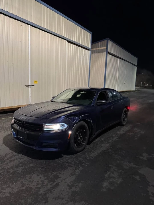 2015 Dodge Charger 7th Gen - Image 2 of 18