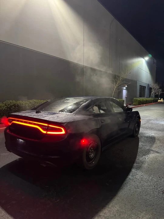 2015 Dodge Charger 7th Gen - Image 3 of 18