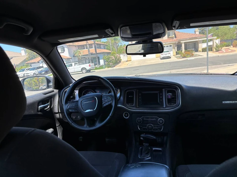 2015 Dodge Charger 7th Gen - Image 15 of 19