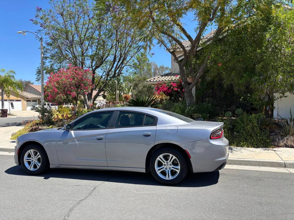 2015 Dodge Charger 7th Gen - Image 17 of 19