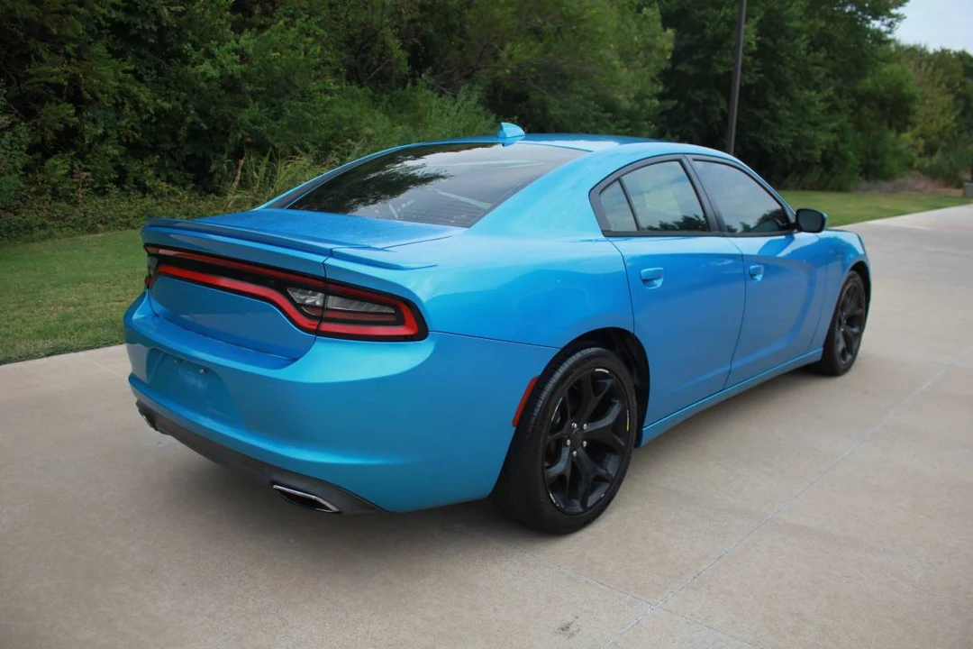 2015 Dodge Charger 7th Gen - Image 5 of 13