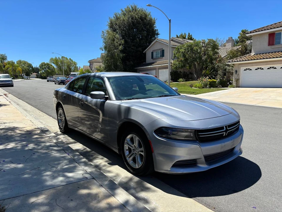 2015 Dodge Charger 7th Gen - Image 2 of 19