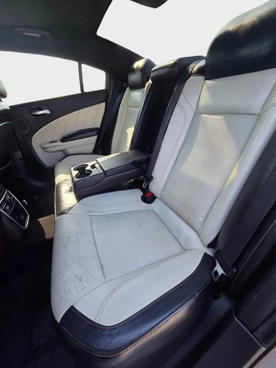 2015 Dodge Charger 7th Gen - Image 12 of 13