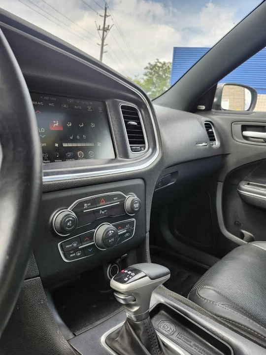 2015 Dodge Charger 7th Gen - Image 17 of 20
