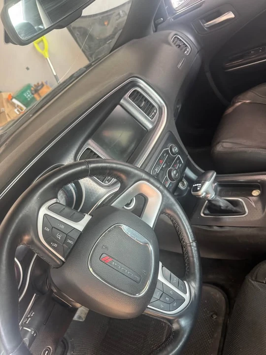 2015 Dodge Charger 7th Gen - Image 4 of 11