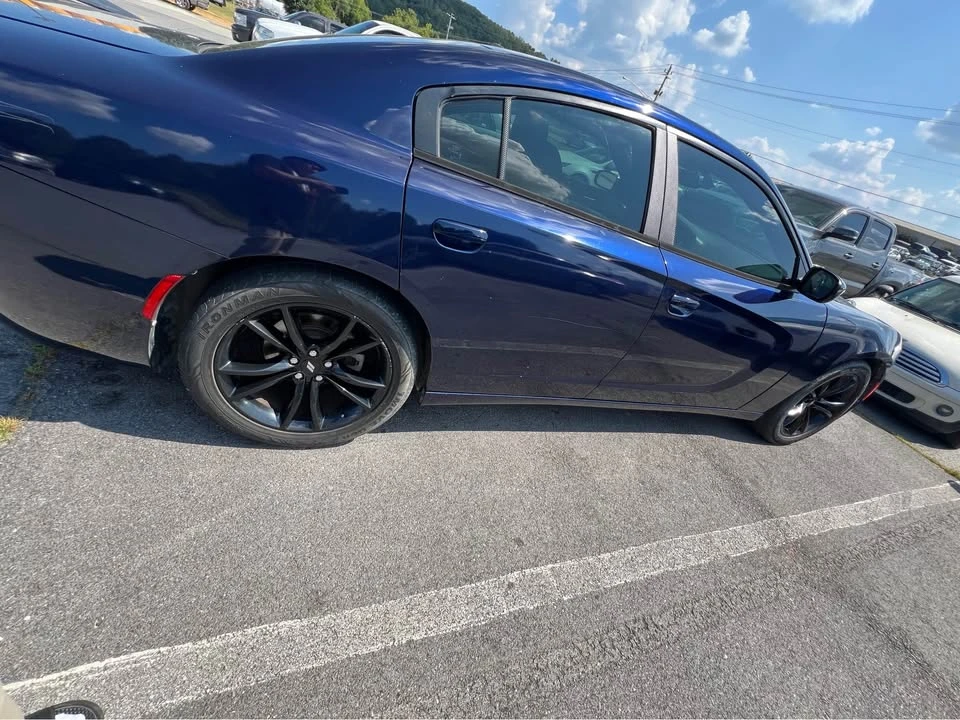 2015 Dodge Charger 7th Gen - Image 3 of 10