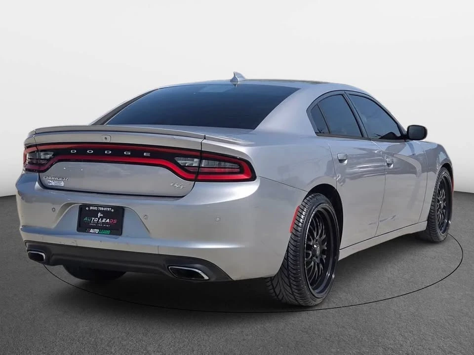 2015 Dodge Charger 7th Gen - Image 4 of 13