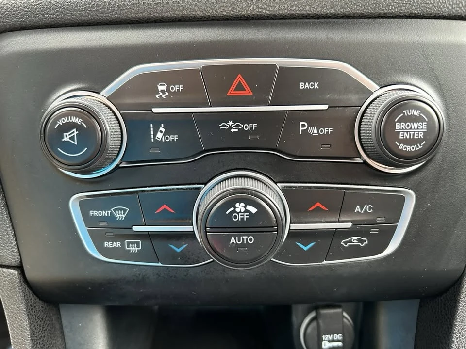 2015 Dodge Charger 7th Gen - Image 19 of 20