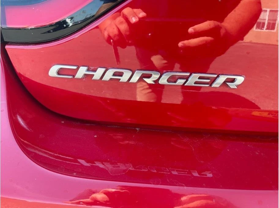 2015 Dodge Charger 7th Gen - Image 13 of 20