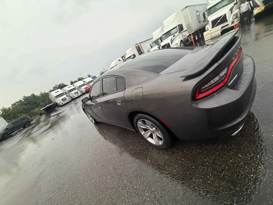 2015 Dodge Charger 7th Gen - Image 11 of 14