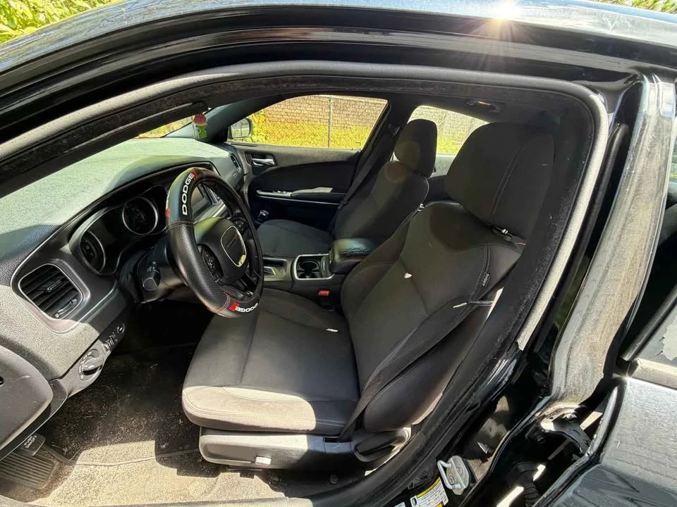 2015 Dodge Charger 7th Gen - Image 2 of 4