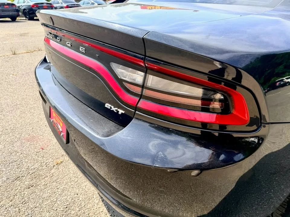 2015 Dodge Charger 7th Gen - Image 9 of 20