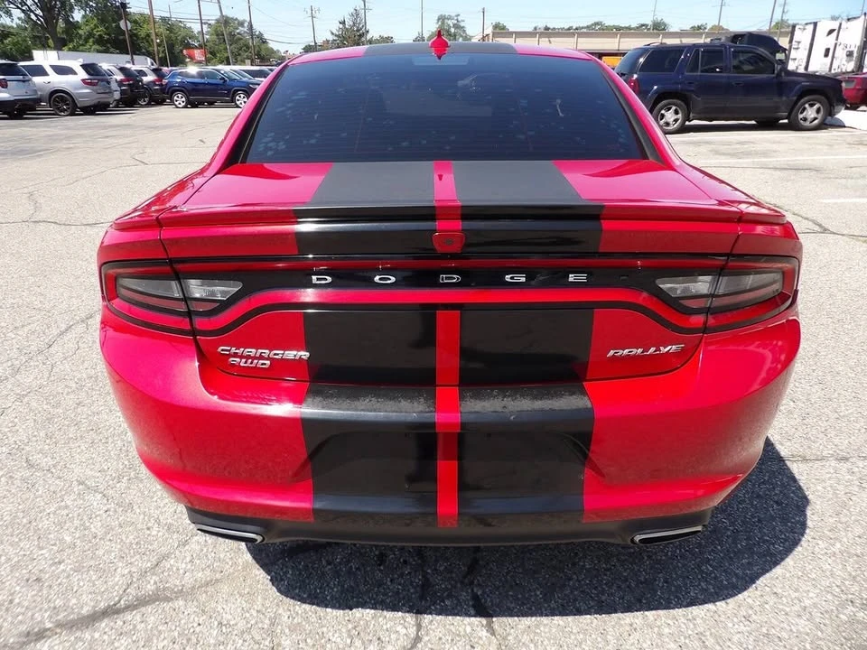 2015 Dodge Charger 7th Gen - Image 7 of 20
