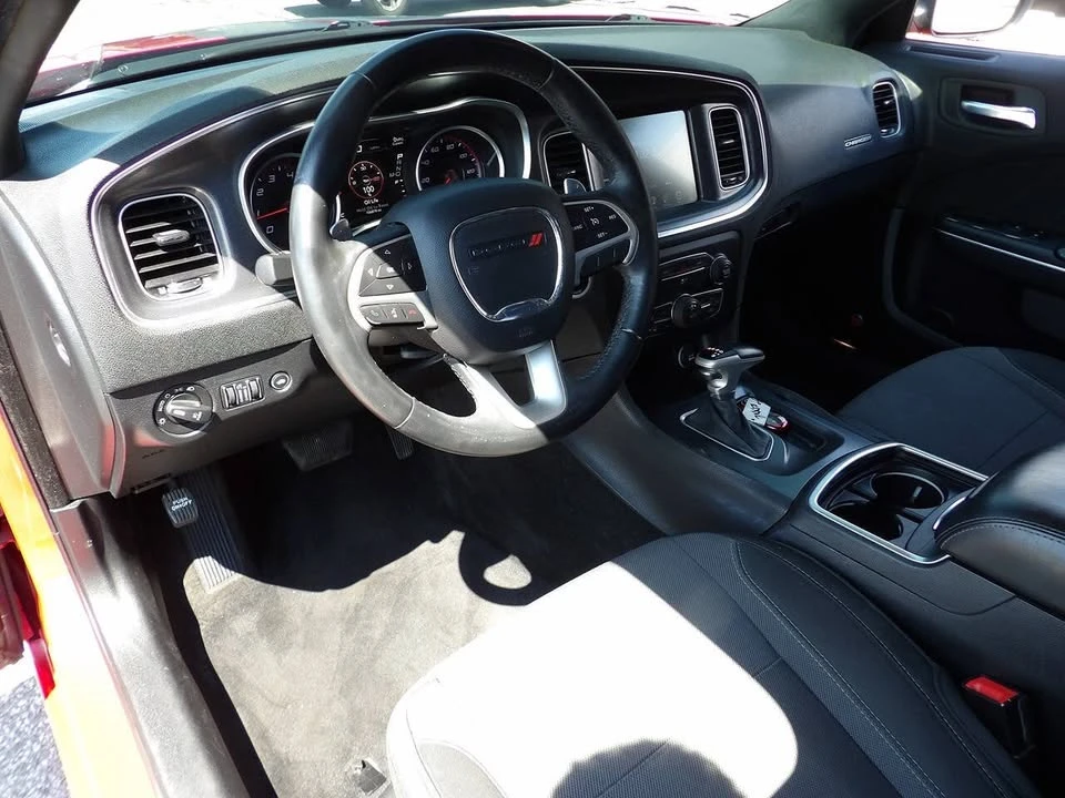 2015 Dodge Charger 7th Gen - Image 10 of 20