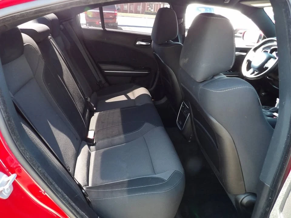 2015 Dodge Charger 7th Gen - Image 16 of 20