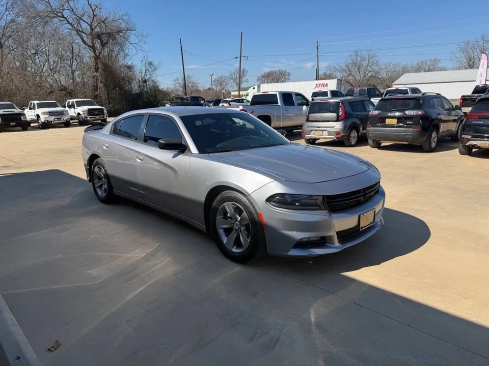 2015 Dodge Charger 7th Gen - Image 4 of 13