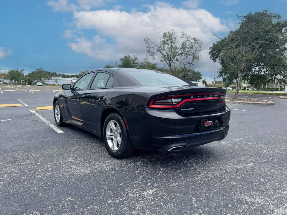 2015 Dodge Charger 7th Gen - Image 2 of 10