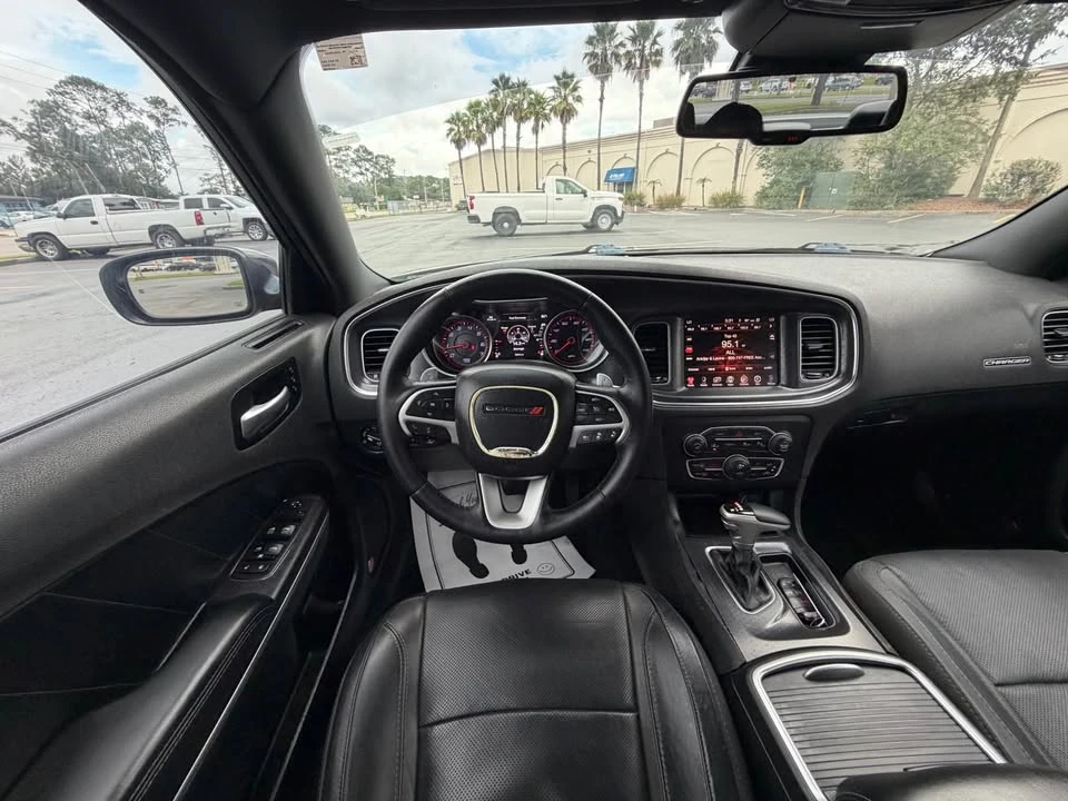 2015 Dodge Charger 7th Gen - Image 7 of 11