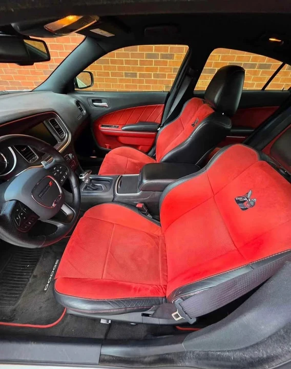 2015 Dodge Charger 7th Gen - Image 5 of 6