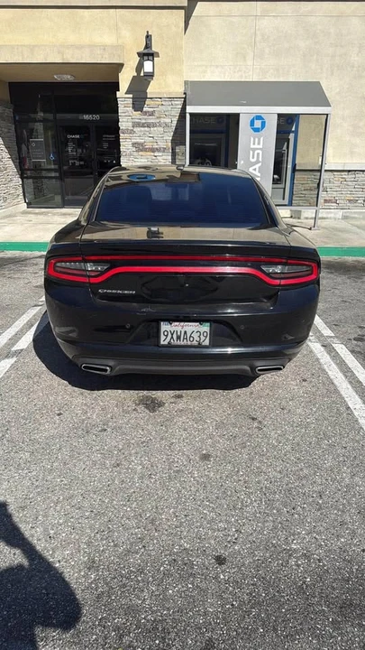 2015 Dodge Charger 7th Gen - Image 3 of 5