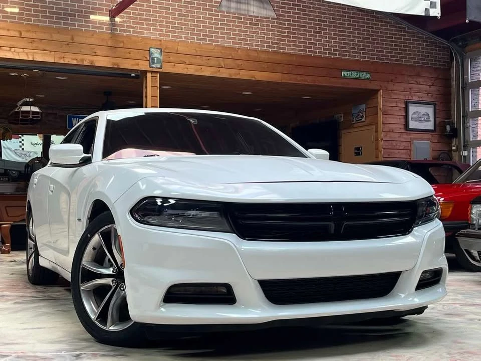 2015 Dodge Charger 7th Gen - Image 4 of 20