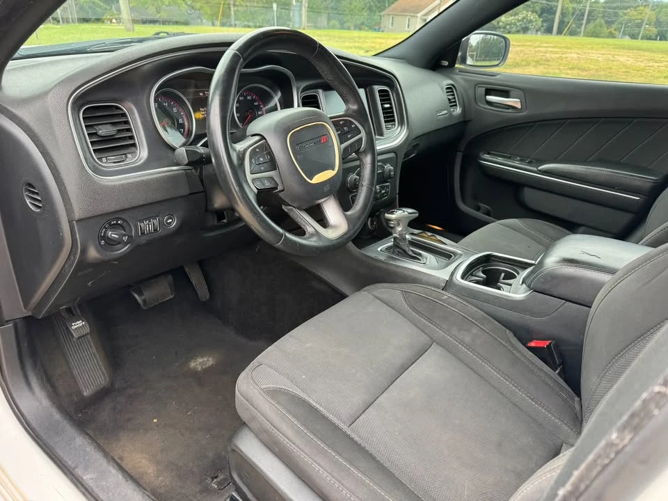 2015 Dodge Charger 7th Gen - Image 10 of 11
